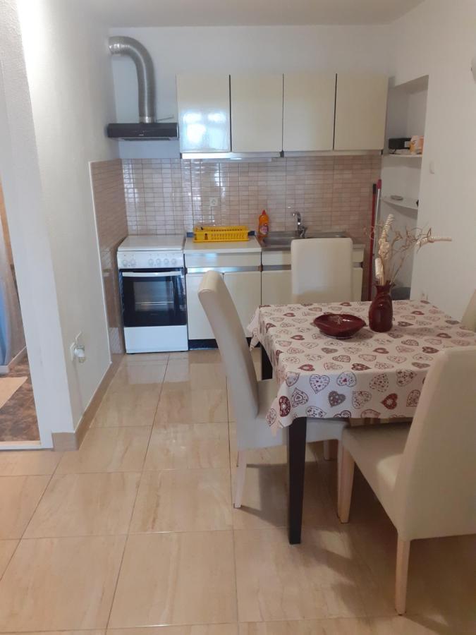 Apartments Andrijasevic Makarska Bagian luar foto